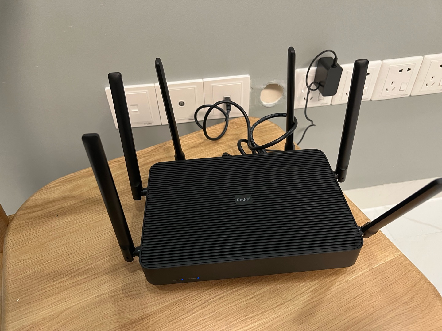 Redmi电竞路由器AX5400 性价比与性能的双重突破